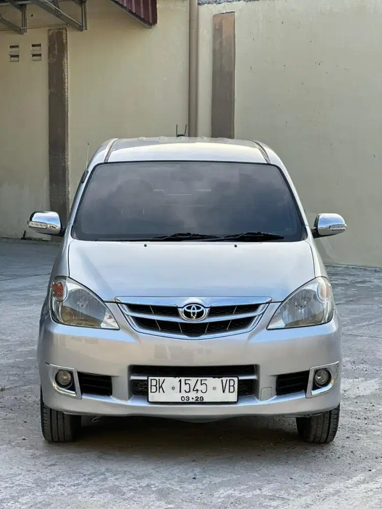 Toyota avanza G manual 2011