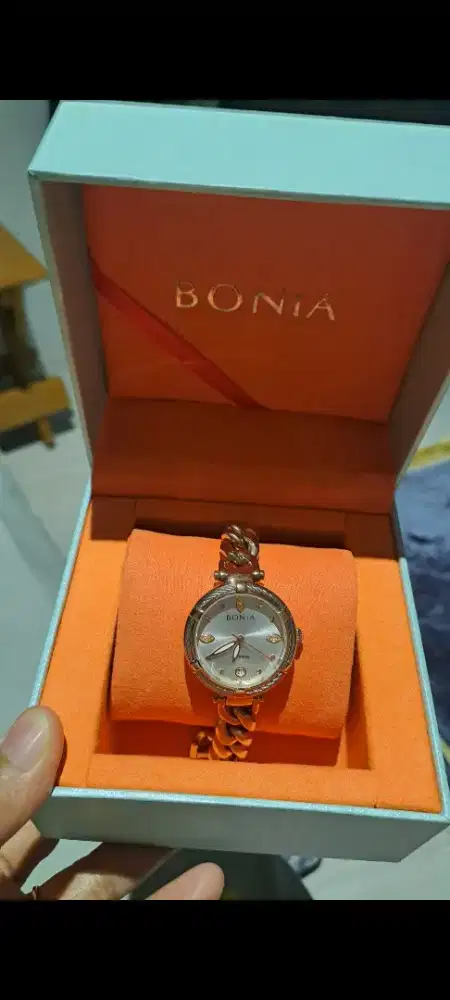Jam tangan Bonia rosegold