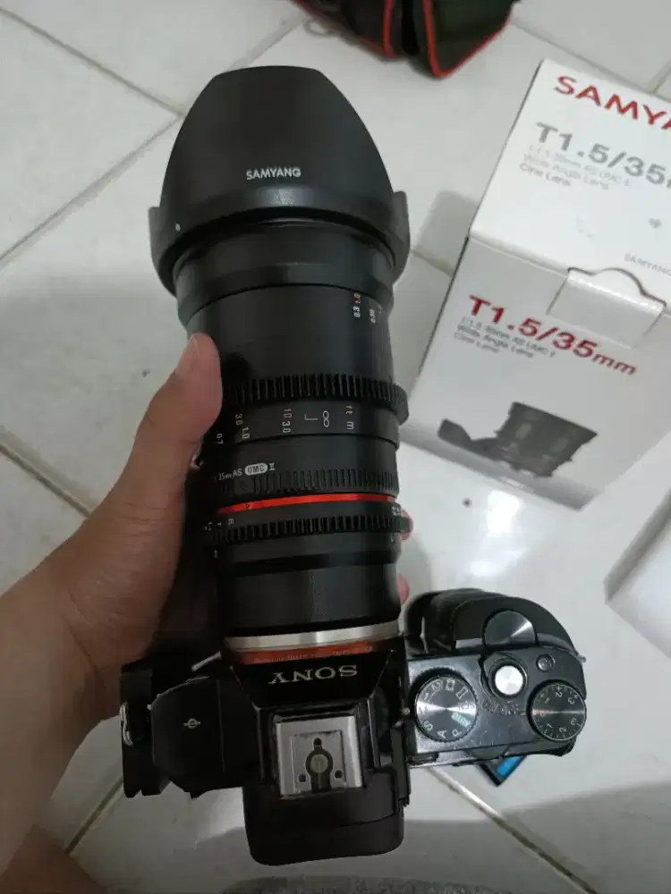 SONY A7 MARK 1 LENSA SAMYANG 35MM T1.5