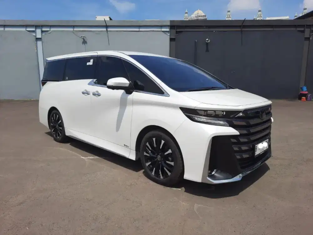 Toyota Vellfire 2.5 HEV Executive Lounge