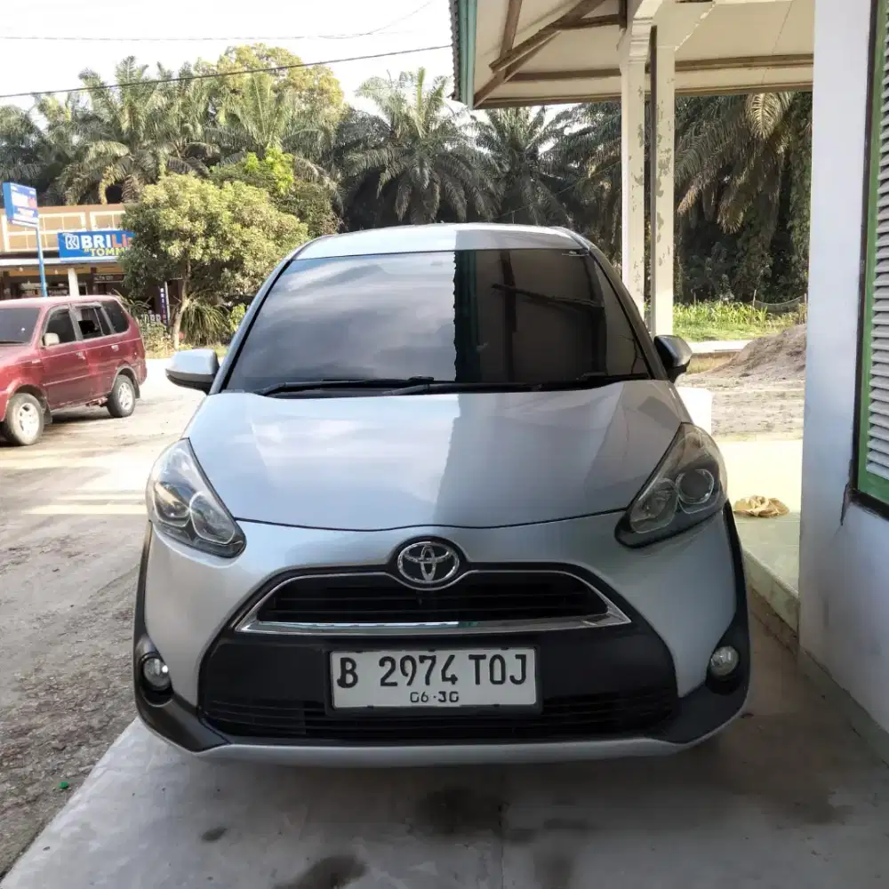 Jual Cepat Toyota Sienta G Manual 2017 KM 102 Rb