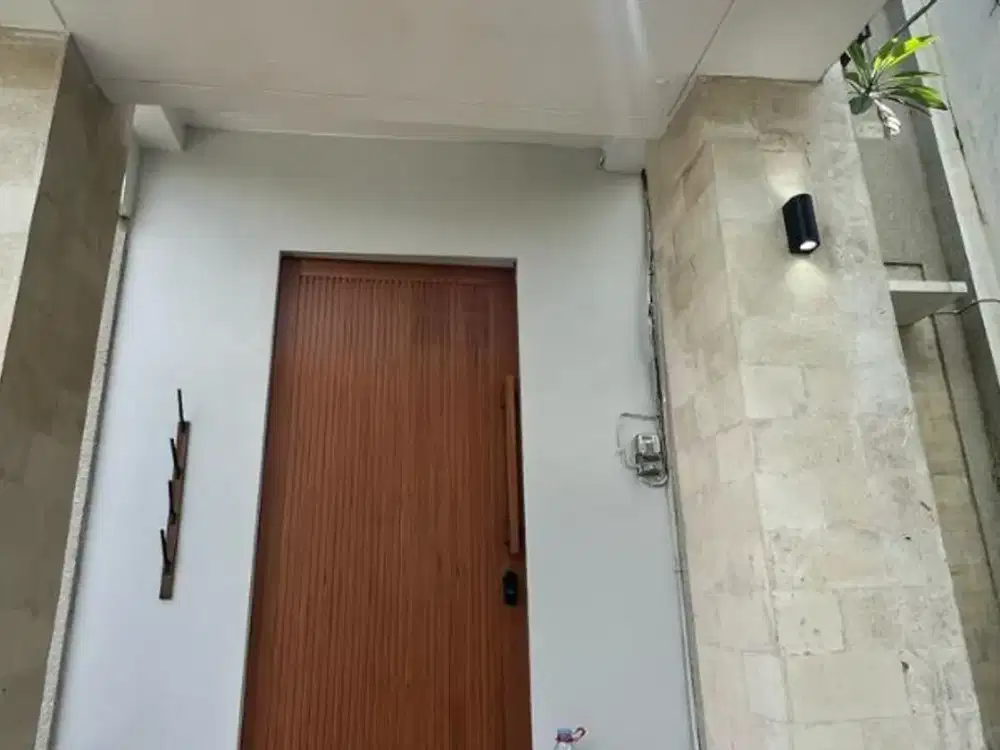 RUMAH 2 LANTAI DI ROYAL GARDEN RECIDENCE TAMAN GIRI ASRI BADUNG , BALI
