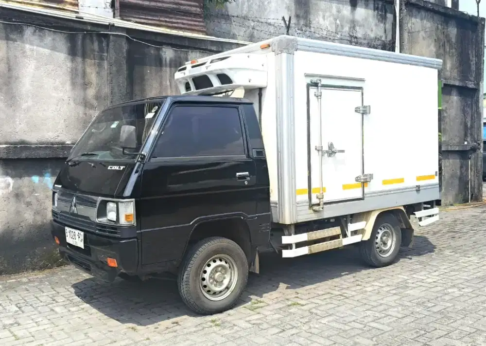 32rbKM+banBARU MURAH Mitsubishi L300 box freezer denso 2022 frozen bok