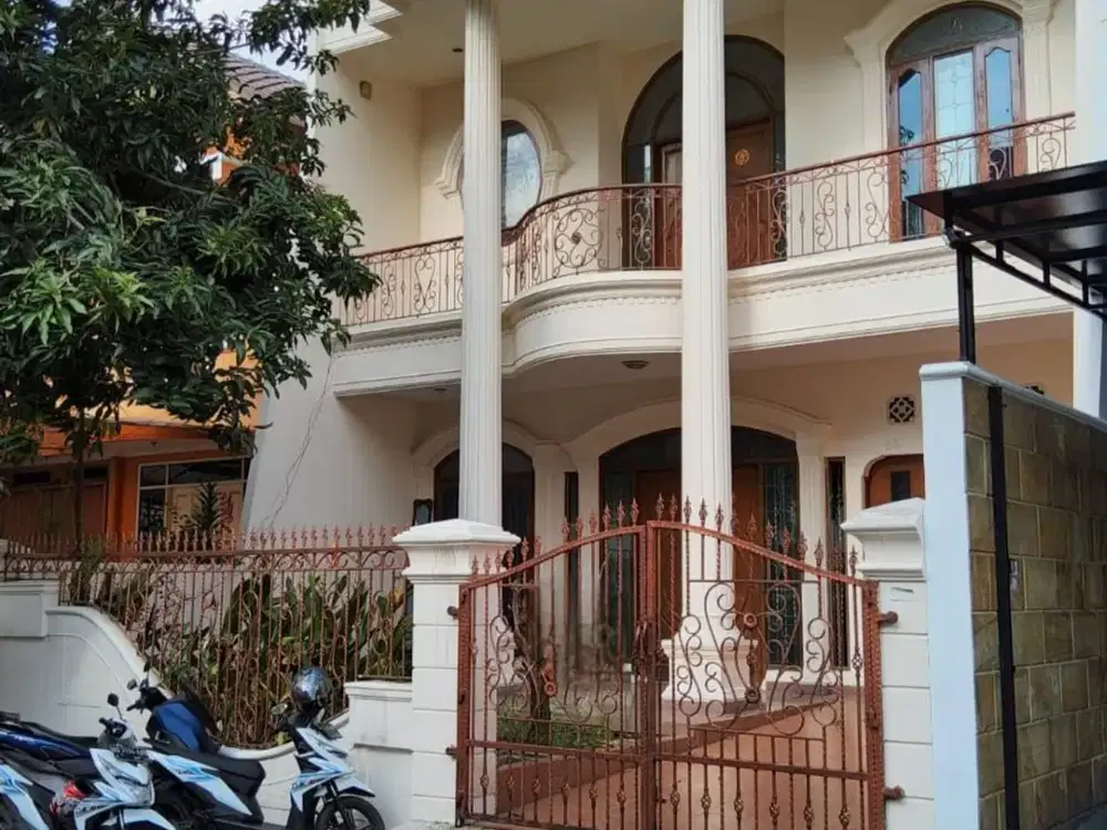 Jual rumah Villa Gading Indah Kelapa Gading Hadap Barat, jalan lebar