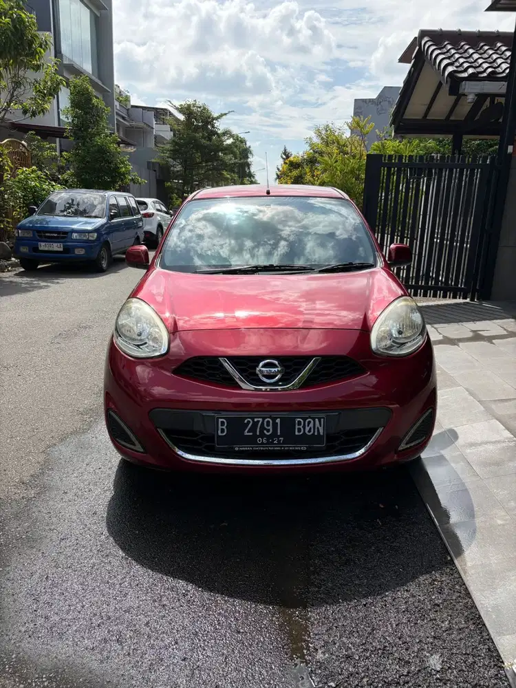 Nissan March 2017 XS A/T kilometer antik rendah