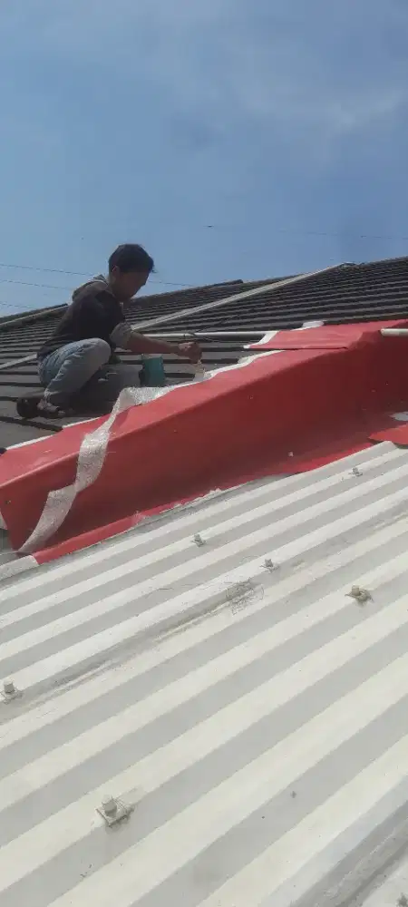 Tukang bangun,renovasi perbaikan atap bocor bergaransi