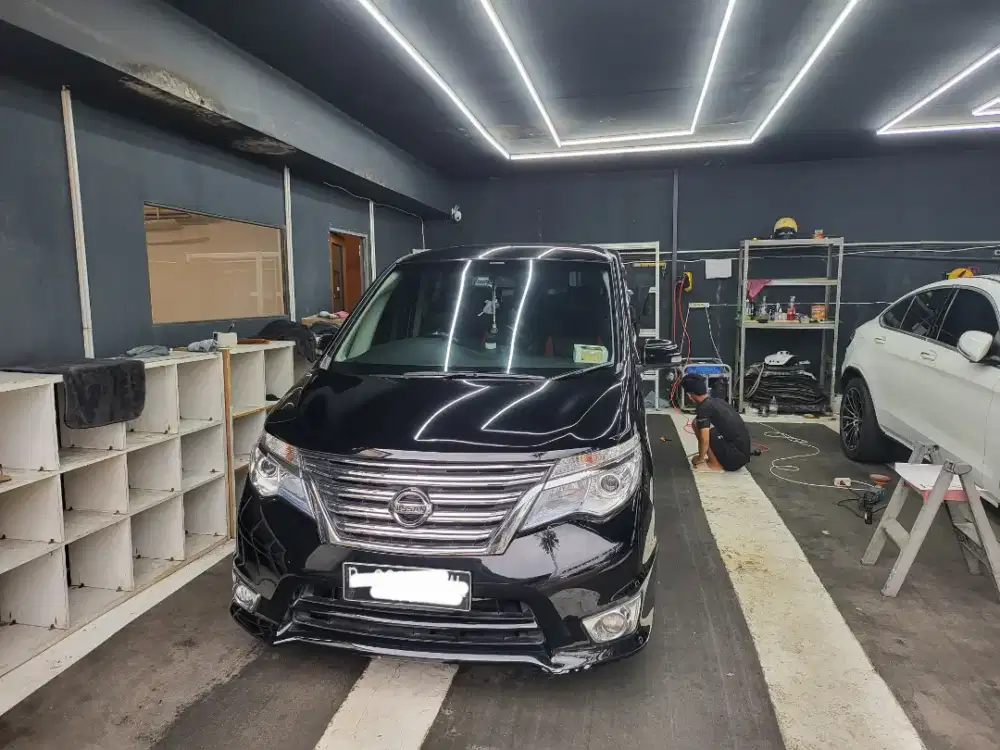 Di Sewakan Mobil Serena c26 2017