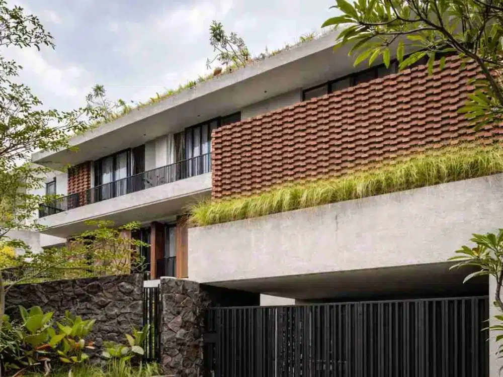 Rumah Baru  Siap Huni Dalam Komplek Eksklusif Villa Cinere Mas, Tangsel