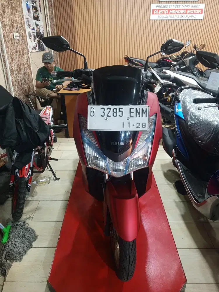 LEXI 125. 2018. MESIN BODY KAKI2 AMAN. PAJAK PANJANG. SS LENGKAP. NEGO