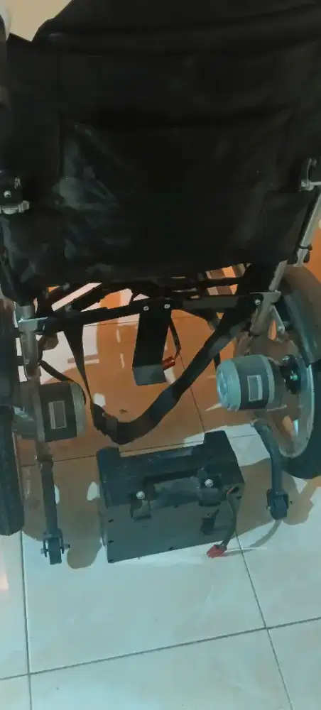 Kursi roda elektrik5,