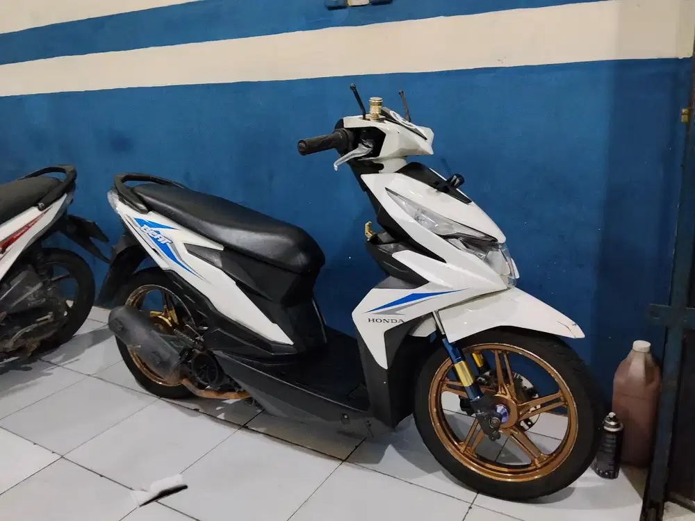 (JUAL CEPAT!) HONDA BEAT ECO 2016 SUPER MULUS