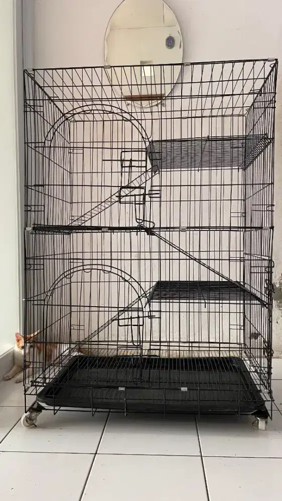 Kandang kucing warna hitam besi kuat tingkat 3