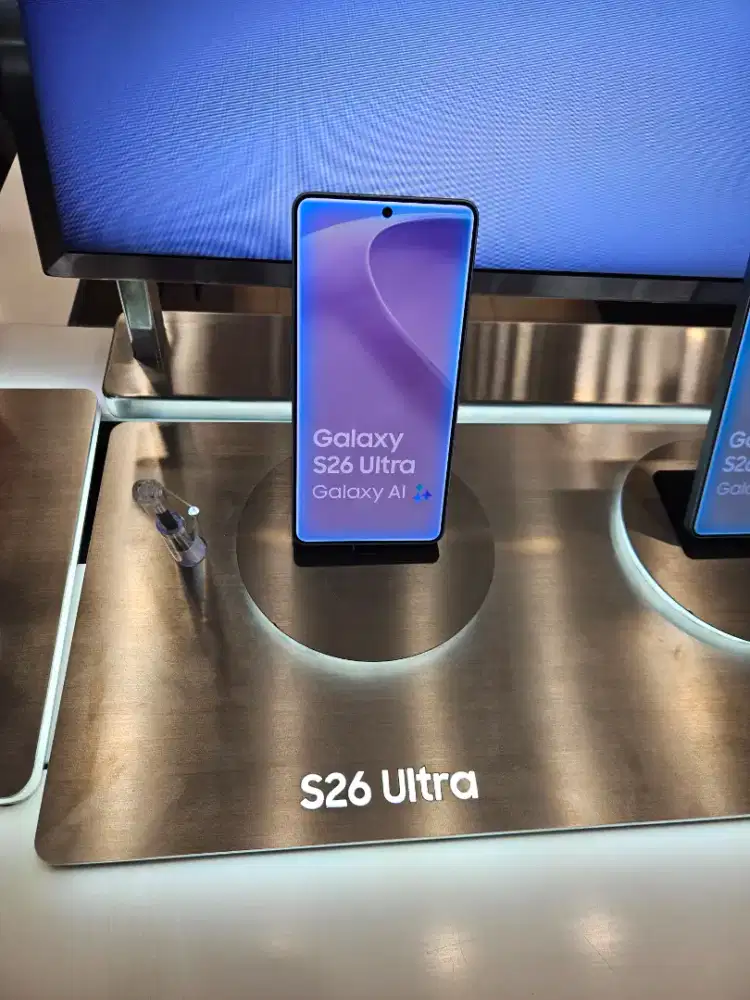 S26 ultra 12/256 new