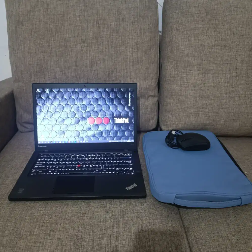 Lenovo Thinkpad T440s Core i5 Ram 8 ssd 256gb keyboard backlight