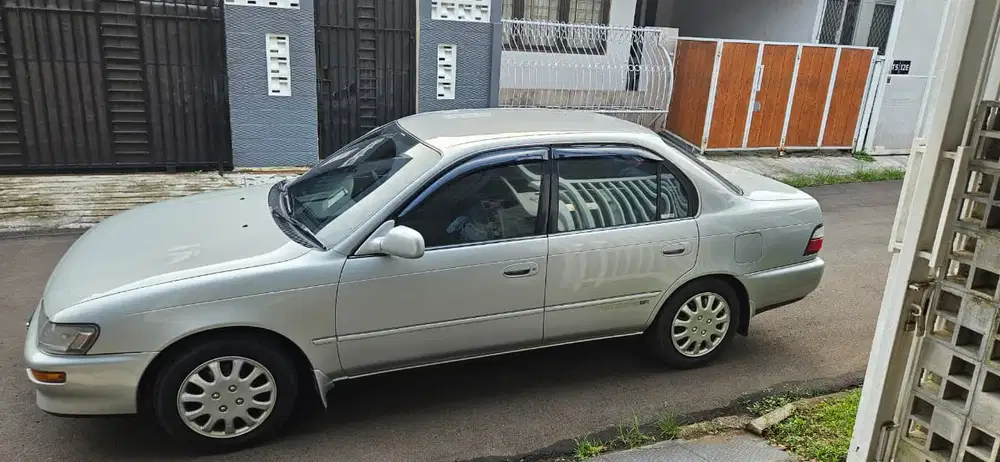Toyota Corolla 1995 Bensin