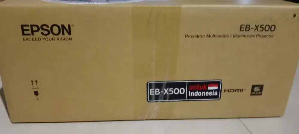 PROJECTOR EPSON EB X500