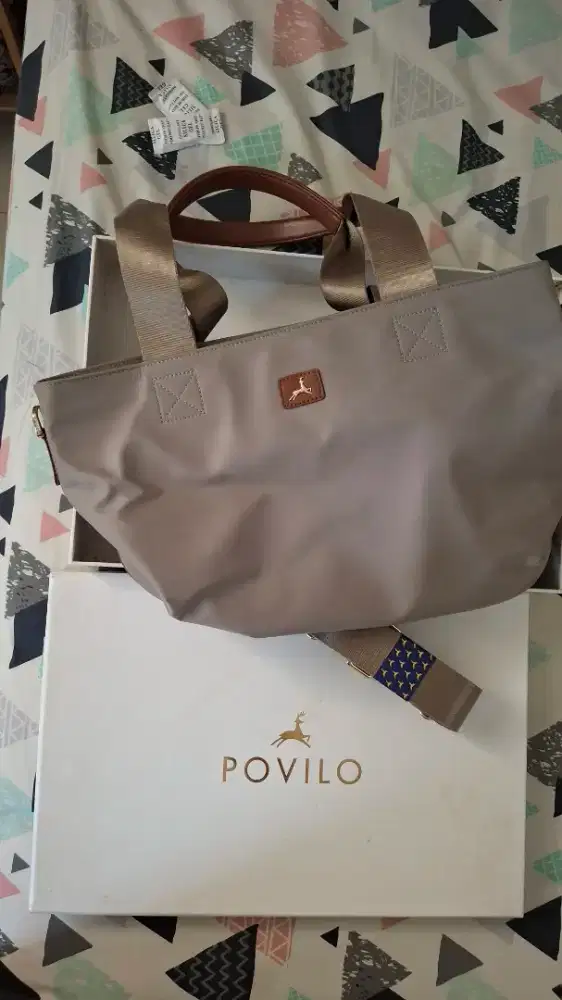 Tas pavilo, ada tali panjang