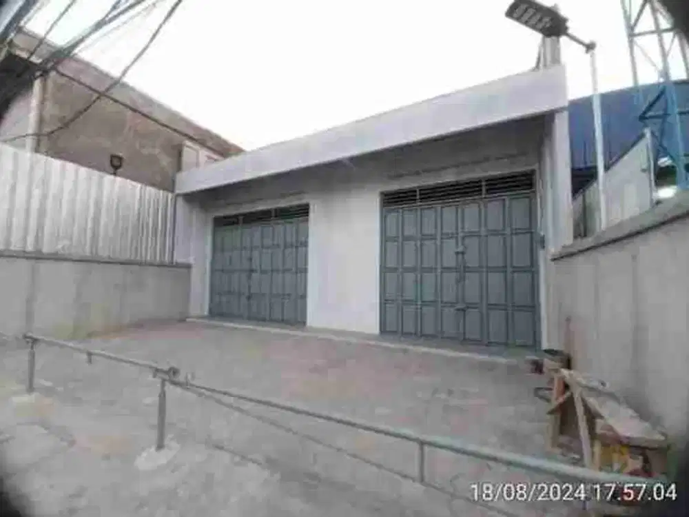 Di Jual Cepat Ruang Usaha (Luas tanah 140 M2) dekat Summarecon Bekasi