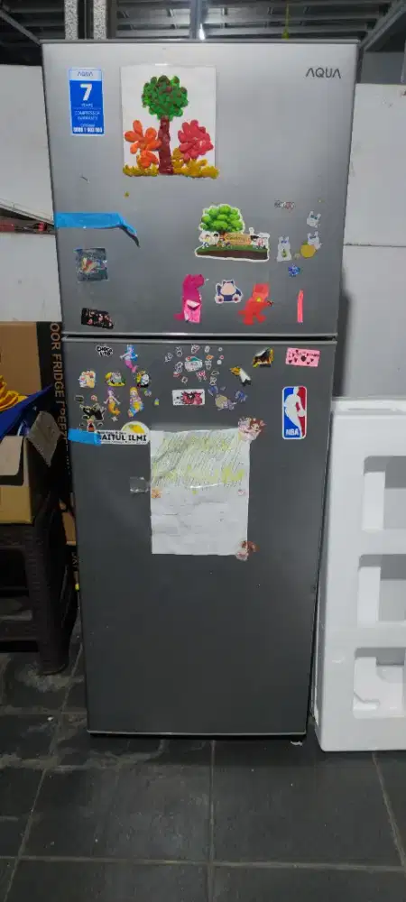 Kulkas rusak AQUA 2 Pintu seri AQR D261