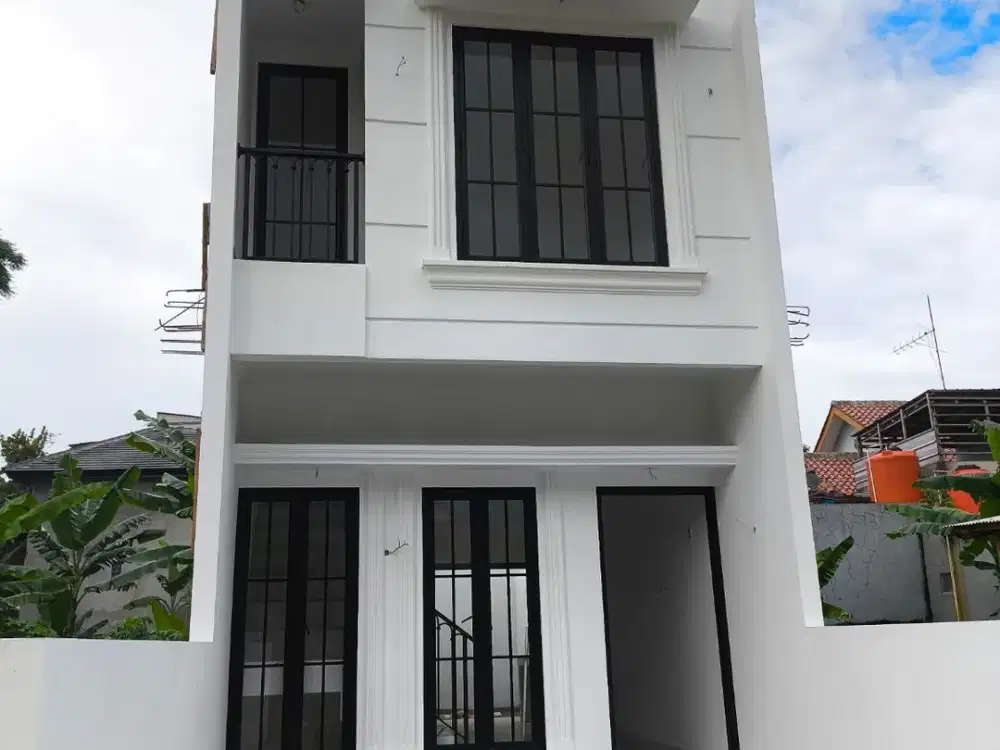 DIJUAL RUMAH 2 LANTAI 600JT AN DEKAT CIBUBUR BEBAS BANJIR SUDAH SHM