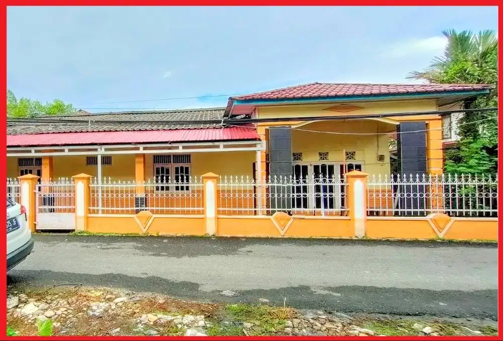 Sewa / Jual Rumah di Banjarmasin. Jalan Akhmad Yani km 6 Milik Sendiri