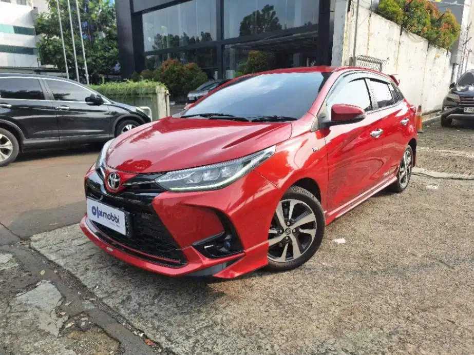 DP MURAH Toyota Yaris 1.5 S Bensin-MT 2020 Merah CVONB
