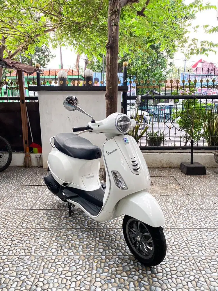 Vespa LX Putih 2024 Rare