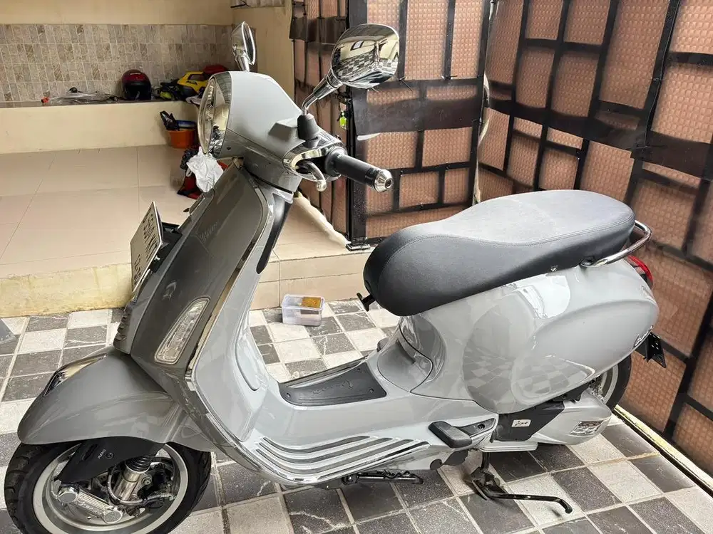 VESPA PRIMAVERA 150 I-GET ABS LIKE NEW 2025