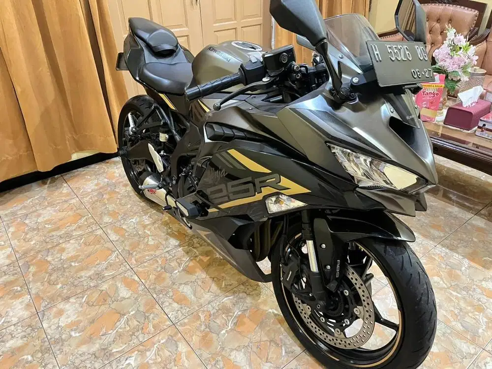KAWASAKI NINJA ZX-25R ABS SE / QS KQRT