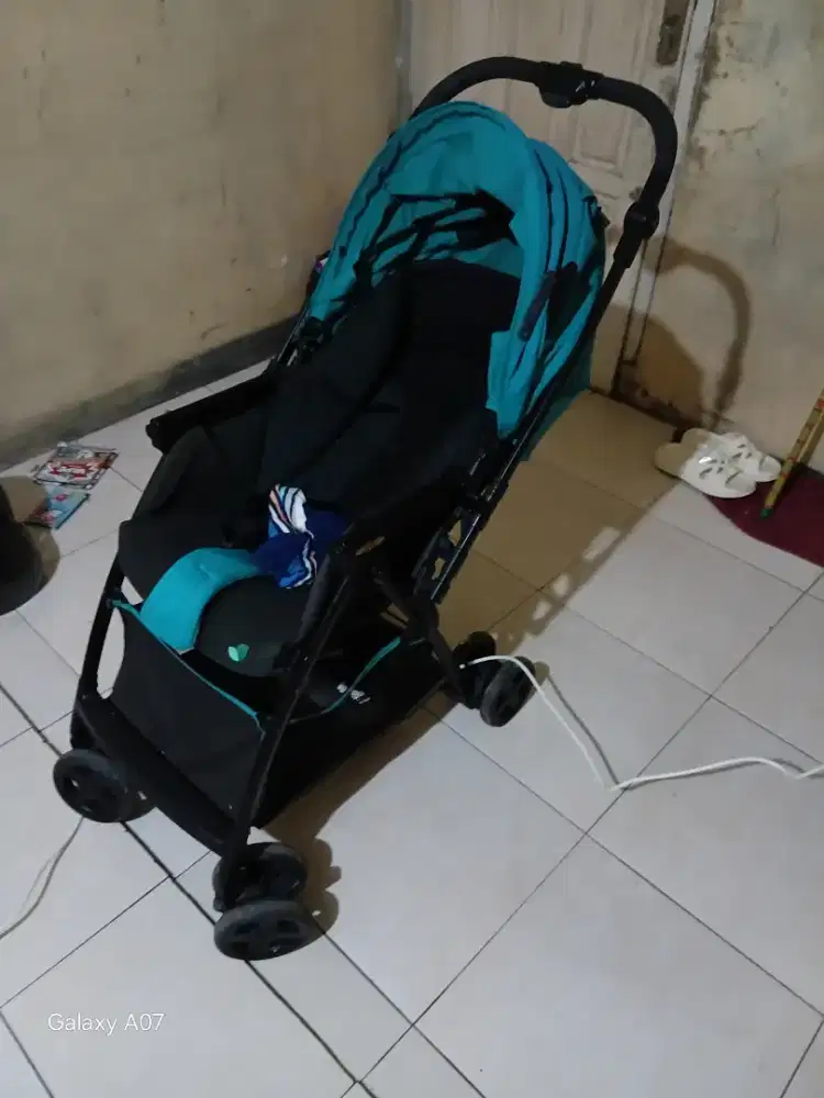 Jual stroler roda bayi merek JOIE