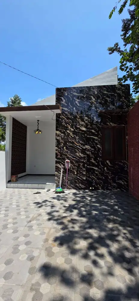 Rumah kuat kokoh dekat kampus UNNES gunung pati