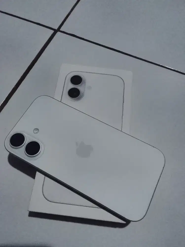 iPhone 17 basic 256 putih resmi ibox