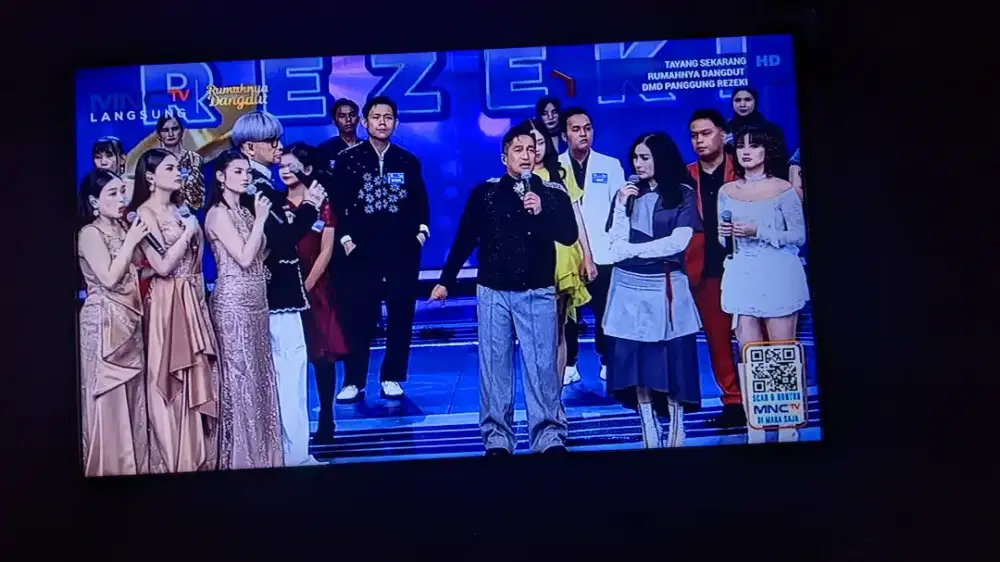 Samsung LED 24 inch + STB +dongle wifi