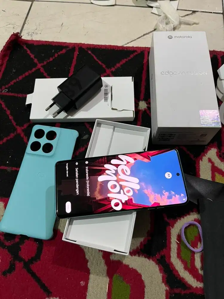 Hp handphone motorola moto edge 60 fusion 5g 12/256gb
