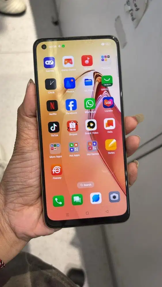 Oppo reno 8 4G gold