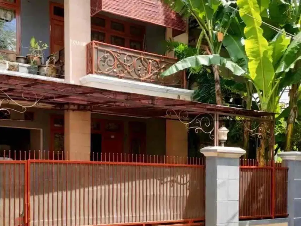 Selong, Kebayoran Baru Rumah 2 Lantai SCBD area