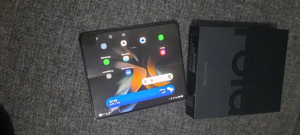 Samsung z fold 4 12/256 ori sein