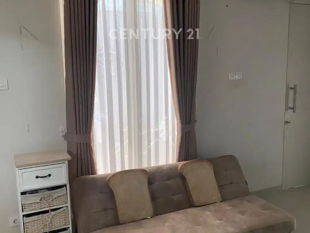 Dijual Cepat Rumah Di Cluster Lavesh Harapan Indah. Bekasi