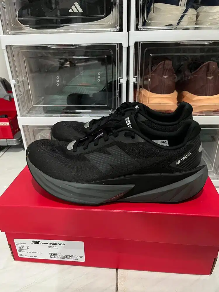 New Balance Rebel V5