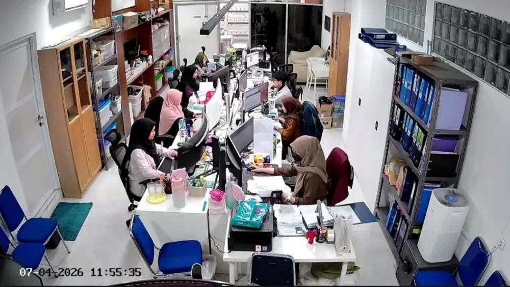 Dicari Customer Service Pengalaman 2 tahun lebih.