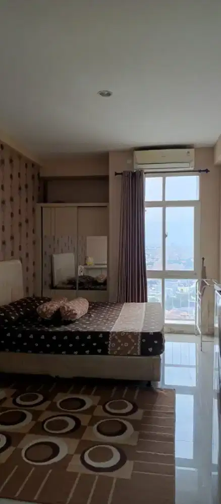 Disewakan apartemen 1,8/bln