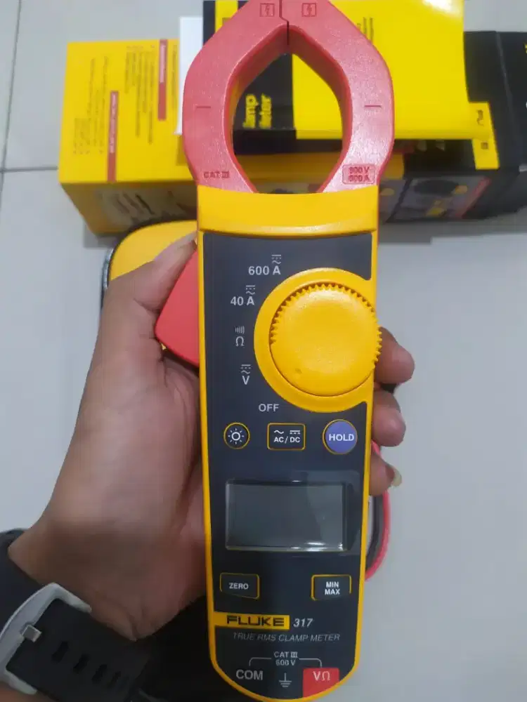 Klem Meter Fluke