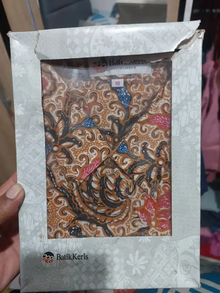 Baju kemeja dan batik