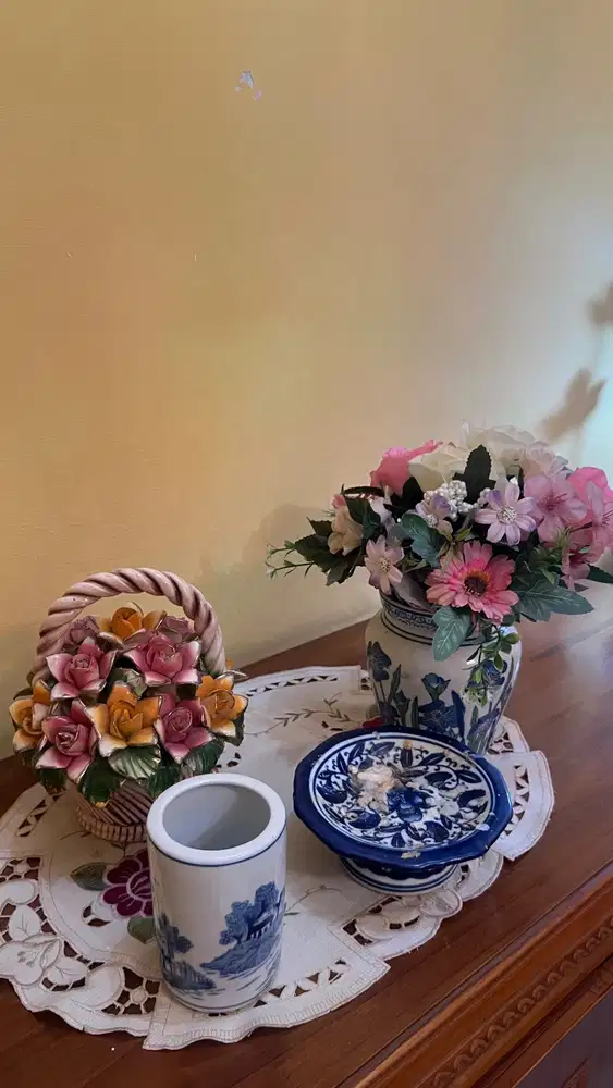 Jual bunga keramik ITALY ORI kondisi mulus