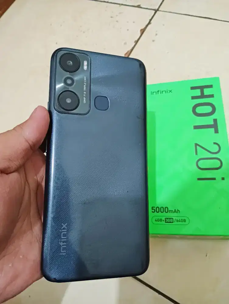 Infinix hot20i ram4/64 resmi