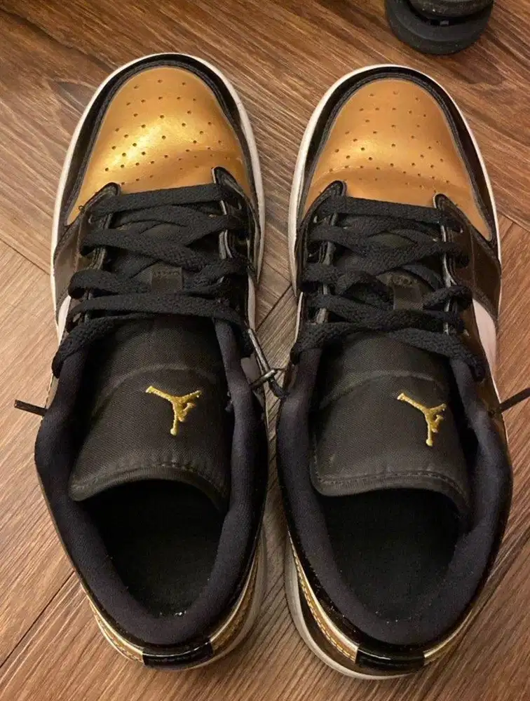 AIR JORDAN 1 LOW SEgoldtoeGS