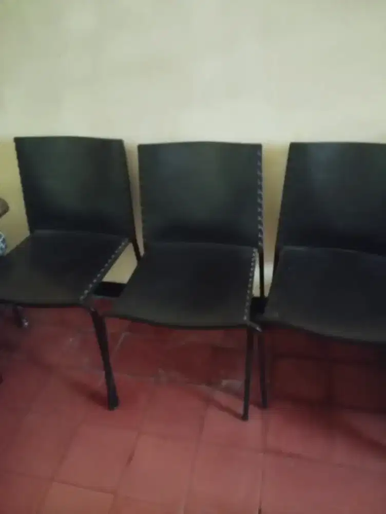 Dijual kursi baja Informa second masih bagus