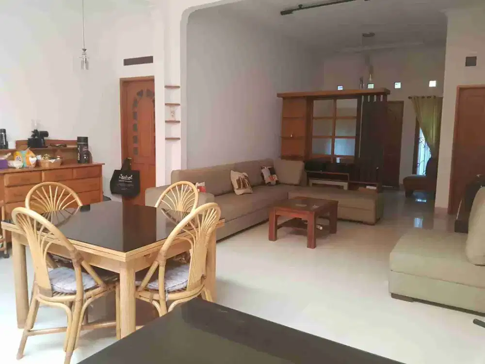 Jual Rumah Taman Kopo Indah 1