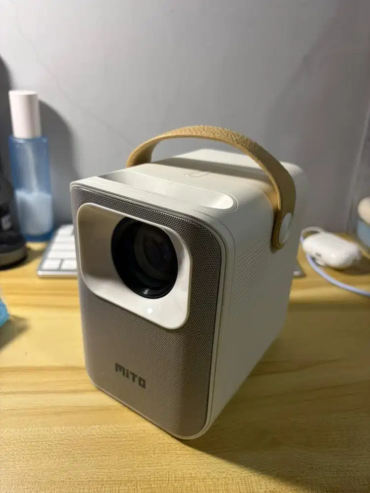 PROYEKTOR MITO P100 BEKAS MULUS