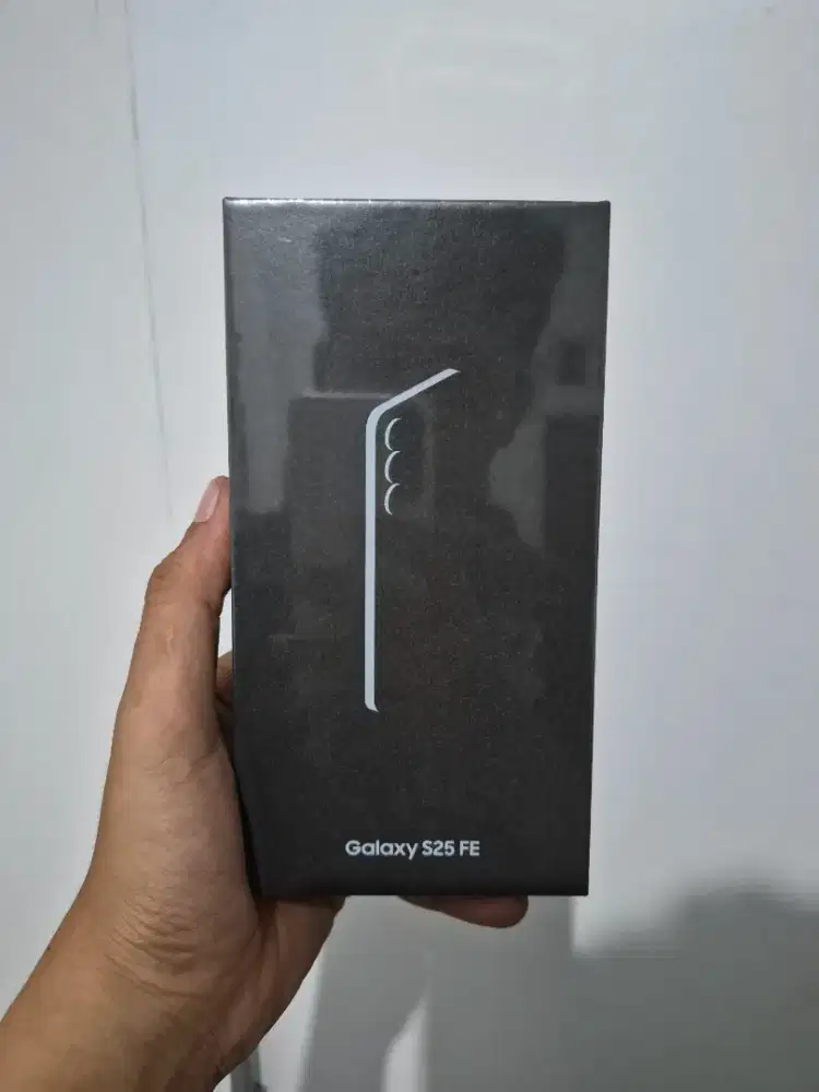 Samsung Galaxy S25 Fe 8/128 Baru